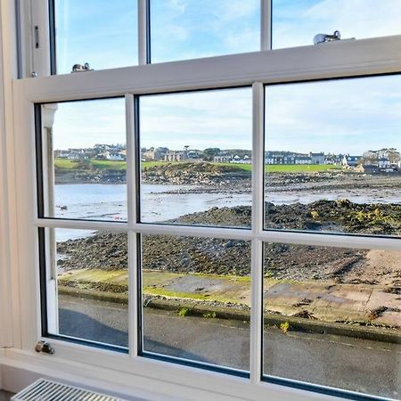 3 Bedroom Townhouse Right On The Harbour Isle of Whithorn Exterior photo
